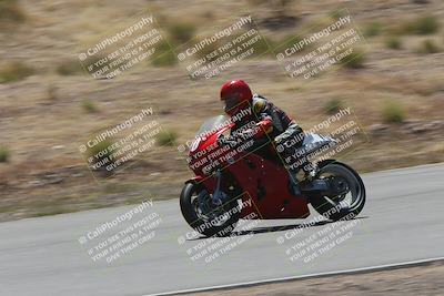 media/Apr-20-2025-AHRMA (Sun) [[393a79c373]]/Race/Group 8/Turn 4b/